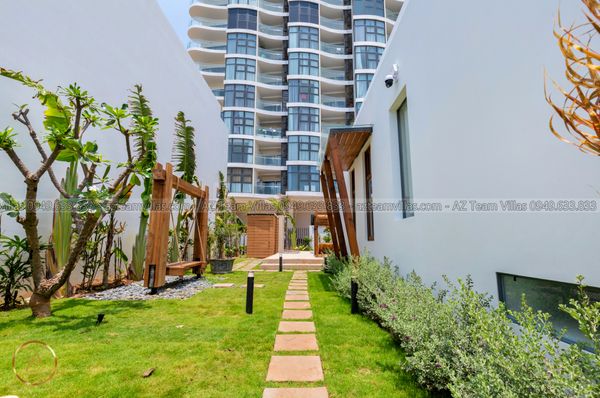 VT-MER-LC.ARIA AZ 104