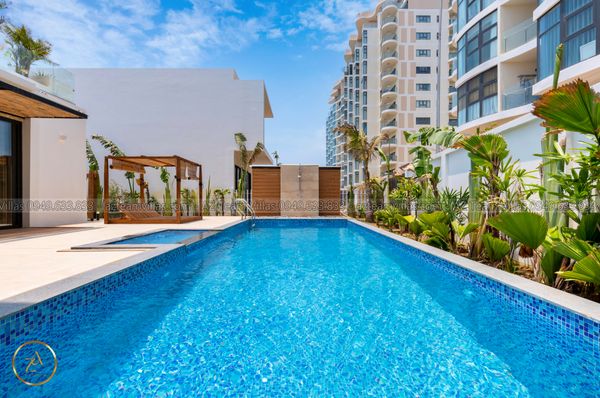 VT-MER-LC.ARIA AZ 104