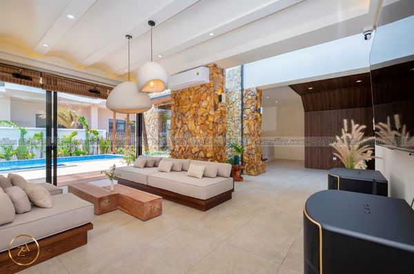 VT-MER-LC.ARIA AZ 104