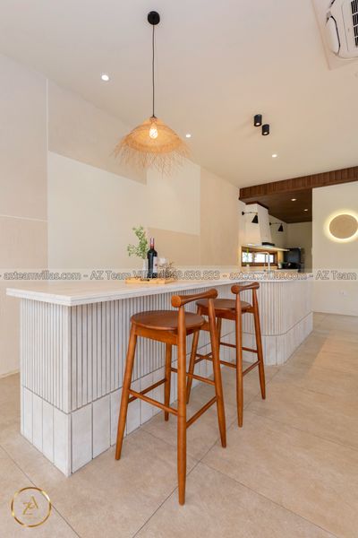 VT-MER-LC.ARIA AZ 104