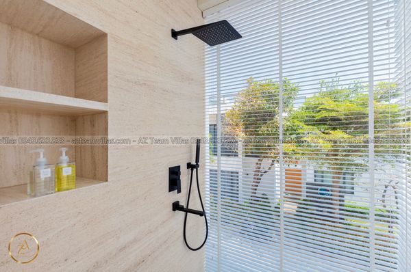 VT-MER-LC.ARIA AZ 104