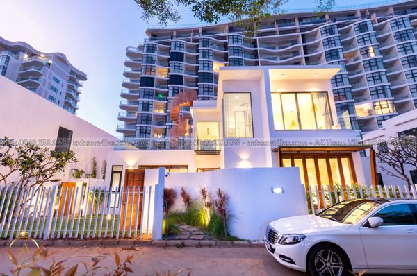 VT-MER-LC.ARIA AZ 104