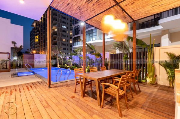 VT-MER-LC.ARIA AZ 104