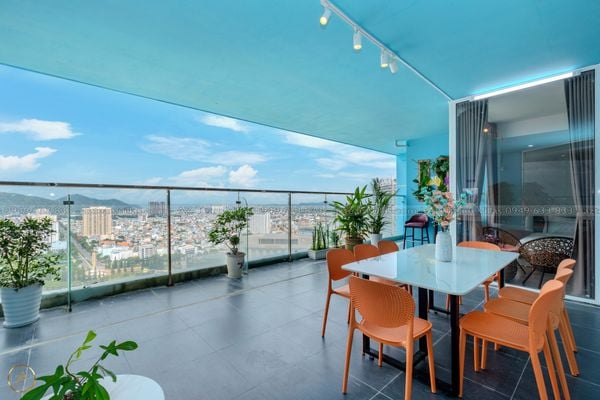 VT-TRUHO Penthouse AZ 31i