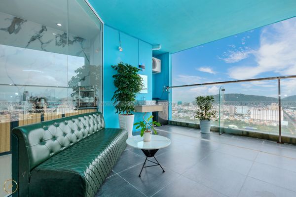 VT-TRUHO Penthouse AZ 31i