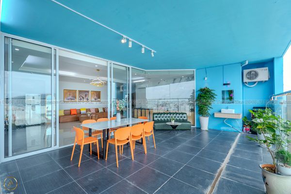 VT-TRUHO Penthouse AZ 31i