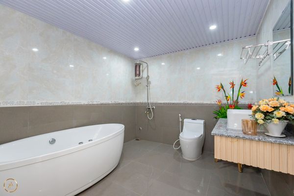 VT-TRUHO Penthouse AZ 31i