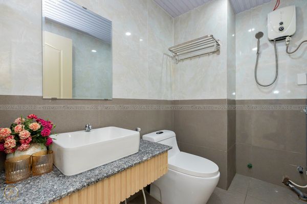 VT-TRUHO Penthouse AZ 31i