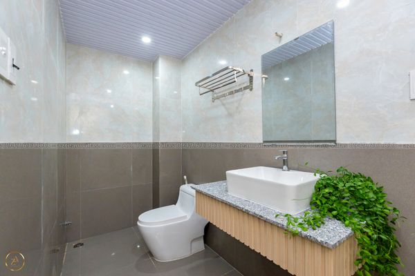 VT-TRUHO Penthouse AZ 31i