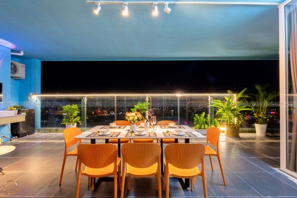 VT-TRUHO Penthouse AZ 31i