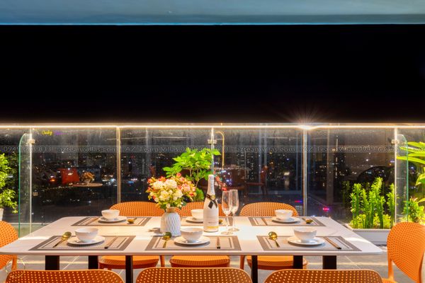 VT-TRUHO Penthouse AZ 31i