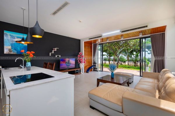 VT-RB-LC.ARIA AZ 138