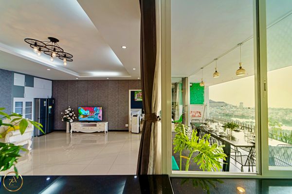 VT-SMB Penthouse AZ 30H