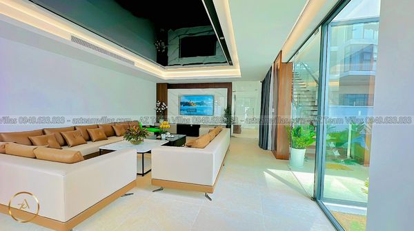 VT-MER-LC.ARIA AZ 106