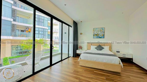 VT-MER-LC.ARIA AZ 106