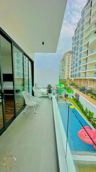 VT-MER-LC.ARIA AZ 106