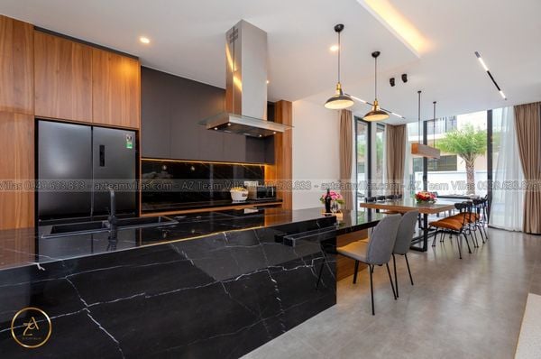 VT-MER-LC.ARIA AZ 103