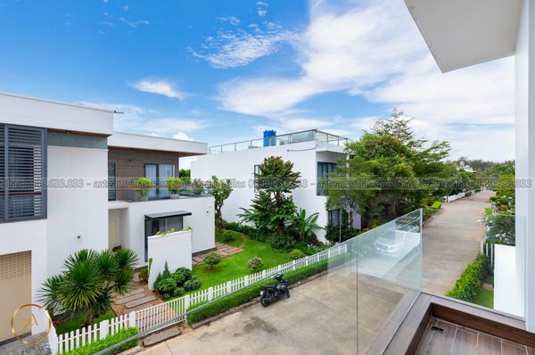 VT-MER-LC.ARIA AZ 103