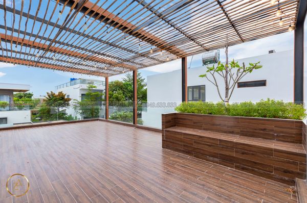 VT-MER-LC.ARIA AZ 103