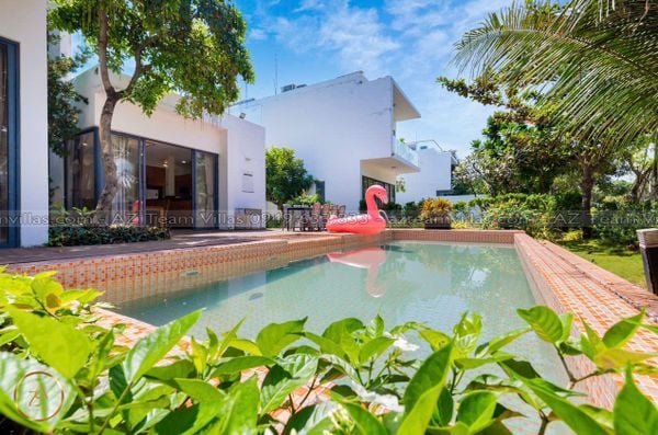 VT-RB-LC.ARIA AZ 136