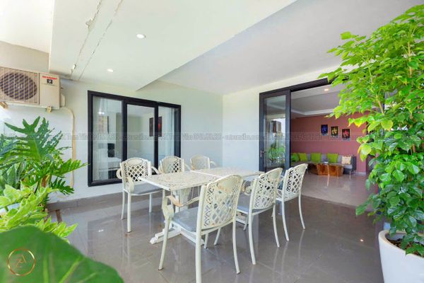 VT-OASKY-TRUHO-AZ 303