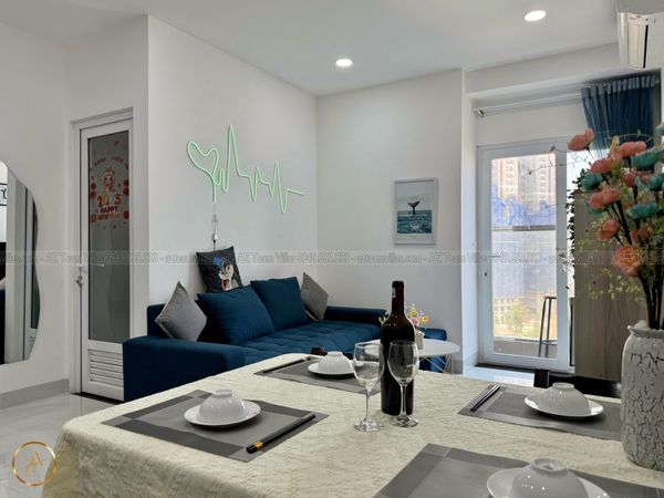 VT-MERMAID-TRUHO-1102