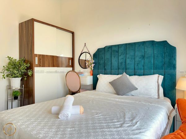 VT-MERMAID-TRUHO-1102