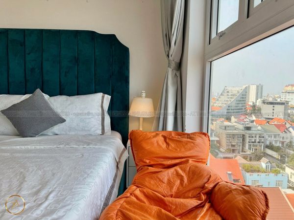 VT-MERMAID-TRUHO-1102