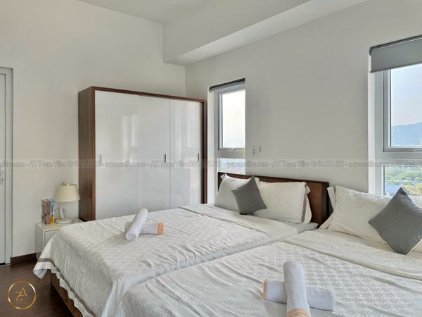 VT-MERMAID-TRUHO-1102