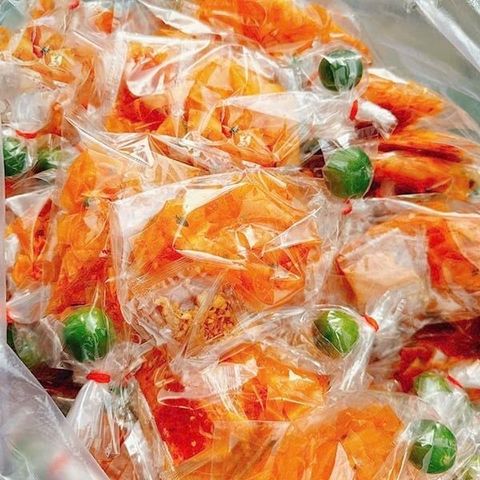 Bánh tráng dẻo sợi đỏ