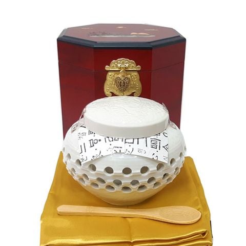 Cao hồng sâm Hoàng Hậu Bio Hàn Quốc hủ 500g