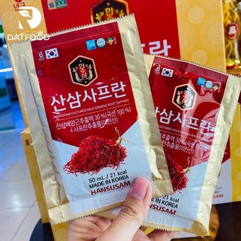 Nước hồng sâm núi nhụy hoa nghệ tây Hansusam Hàn Quốc hộp 30 gói x 50ml