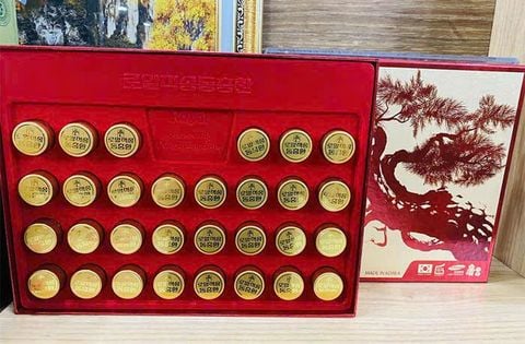 Tinh dầu thông đỏ trầm hương KGA Royal Hàn Quốc