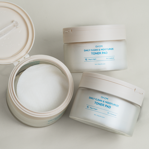Daily Clean & Moisturize Toner Pad