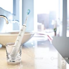  Bộ đôi bàn chải điện Philips Sonicare DiamondClean 