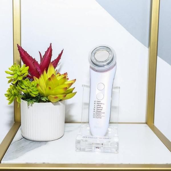 Máy đẩy dưỡng chất trẻ hoá da NanoTime F65U