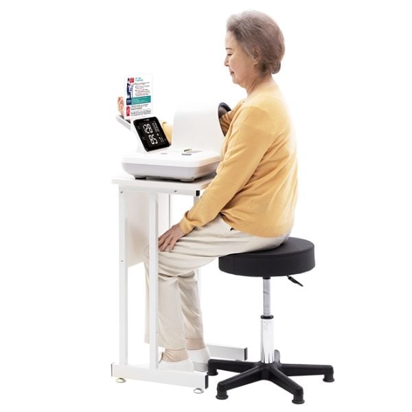 Máy đo huyết áp chuyên dụng Accuniq BP500 để bàn cho bệnh viện