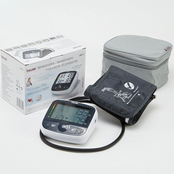 Máy đo huyết áp điện tử Beurer BM40 có kèm adapter dễ dàng đo huyết áp