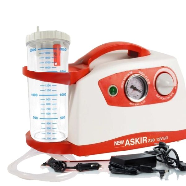 Máy hút dịch Cami New Askir 230/12V BR trên xe cứu thương