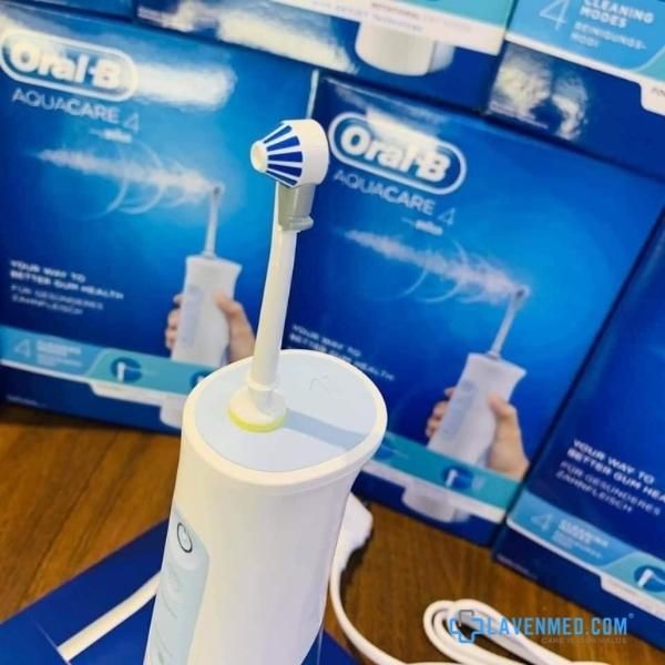 Máy tăm nước Oral-B Aquacare 6