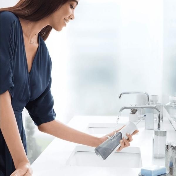 Máy tăm nước Oral-B Aquacare 6