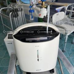  Máy tạo oxy 5 lít Yuwell 8F-5A / 8F-5AW kèm xông khí dung 