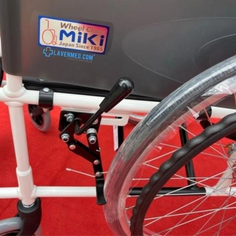 Xe lăn cao cấp Miki VA-1L