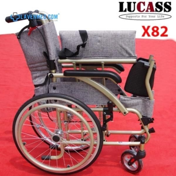 Xe lăn tay Lucass X82