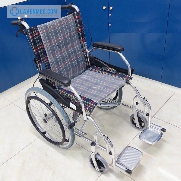 Xe lăn Lucass X63A hợp kim nhôm