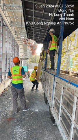  Vận chuyển hàng hoá khu vực Miền Trung 