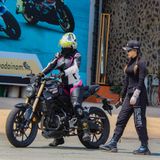  Honda CB300R 