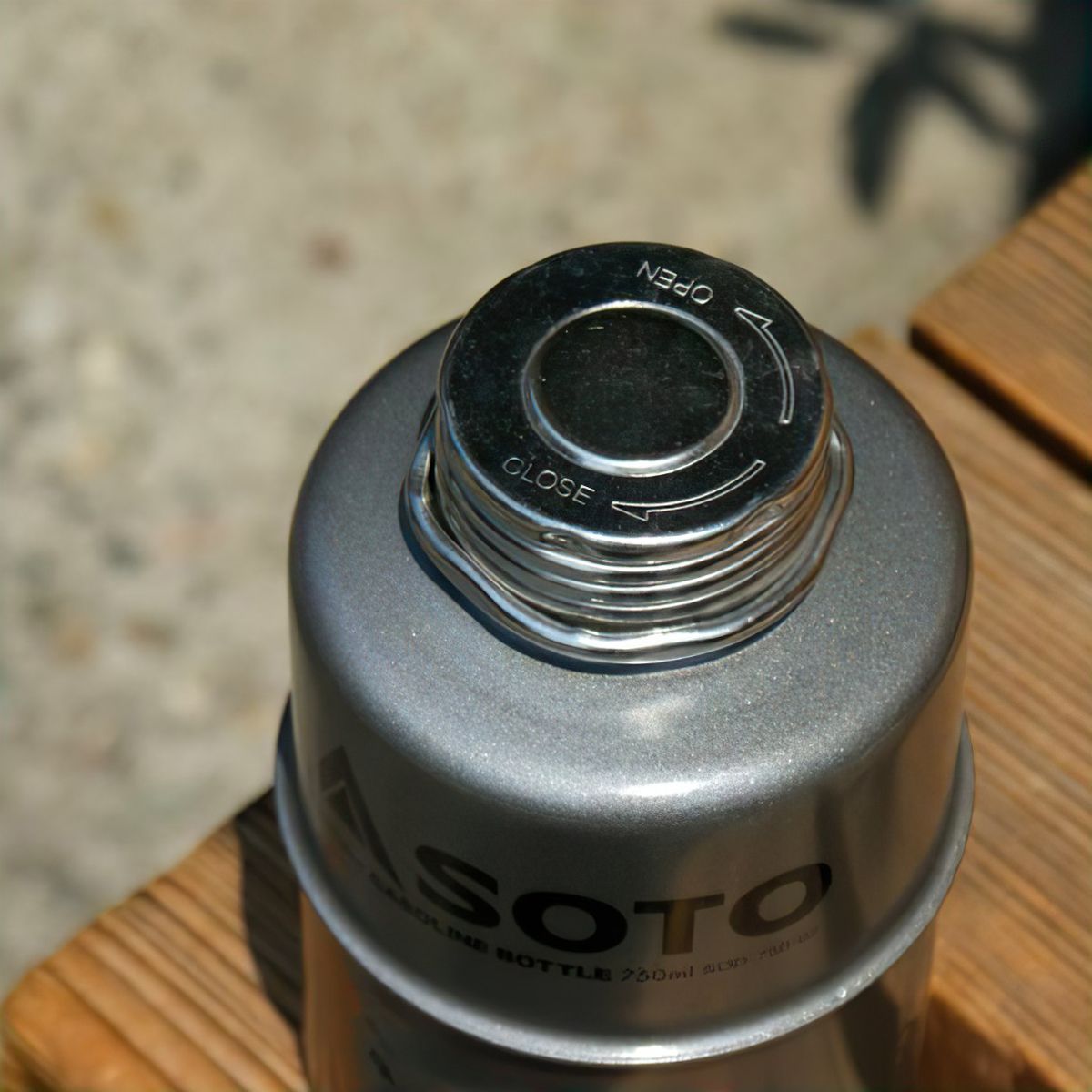  Bình Đựng Nhiên Liệu Cắm Trại Du Lịch Soto Portable Gasoline Bottle 750Ml 