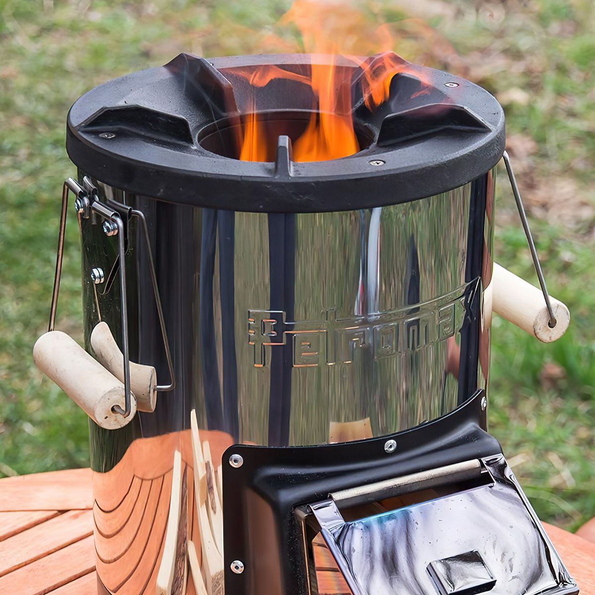  Bếp Củi Cắm Trại Petromax Rocket Stove RF33 