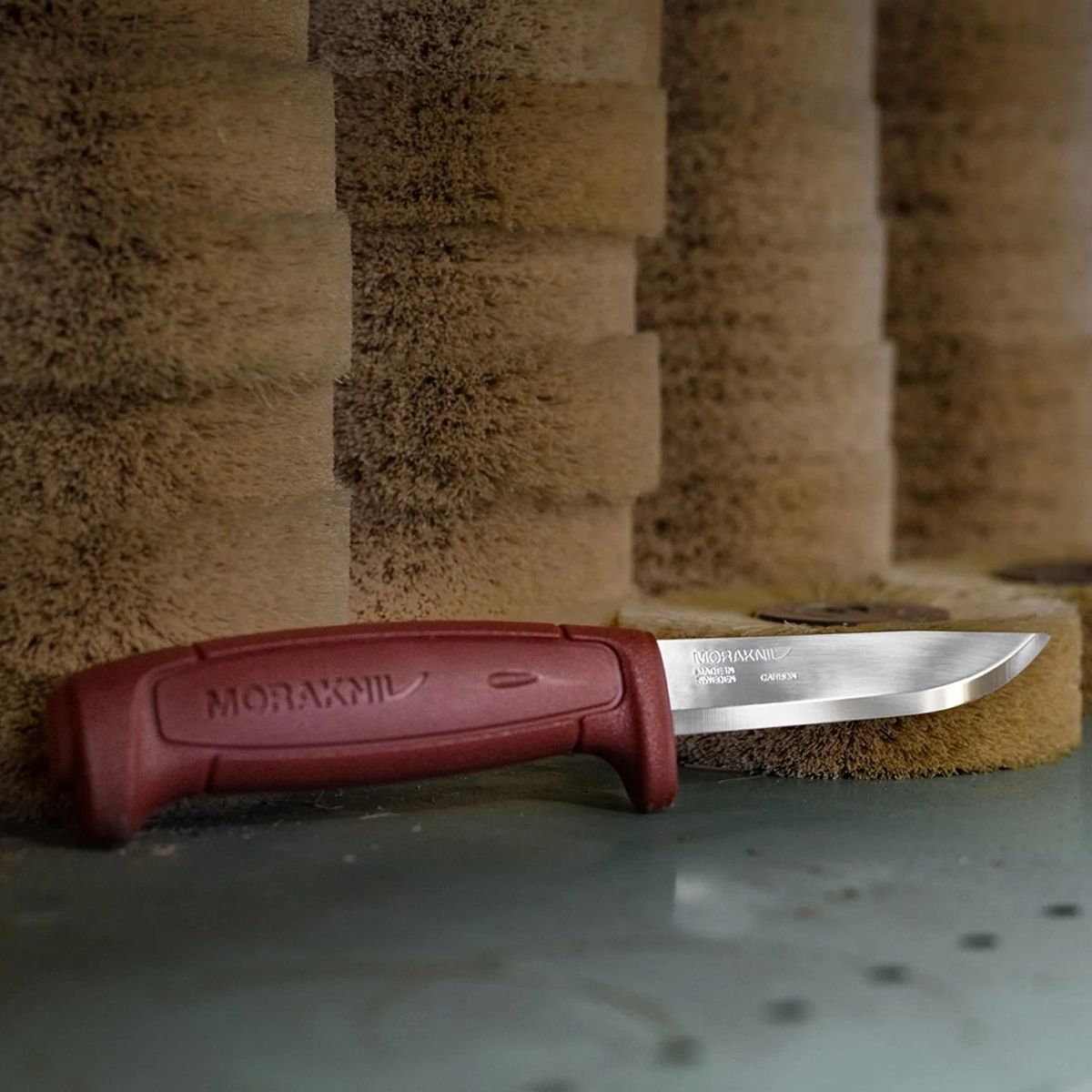  Dao Morakniv Basic 511 Carbon Steel 
